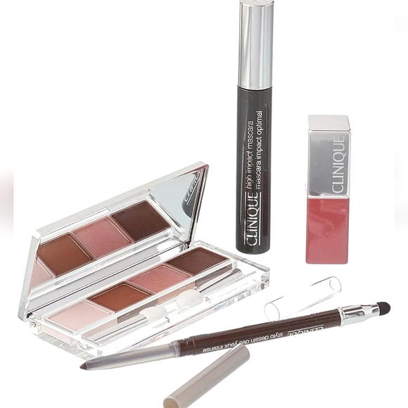 Clinique 4 pc Makeup set /New - Picture 2 of 12